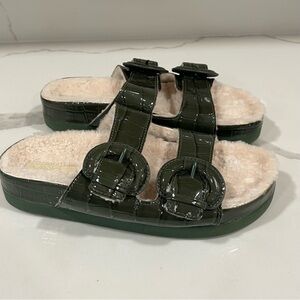Vince women's Glyn Shearling-Lined‎ Croc-embossed sandals size 8 green leather